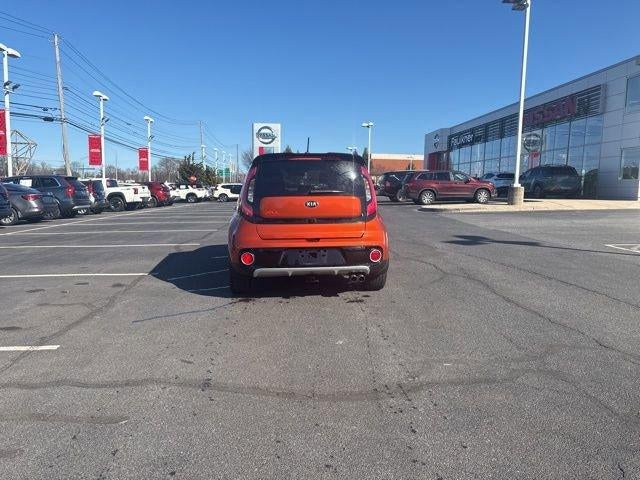 2018 Kia Soul ! Auto