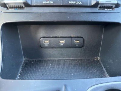 2022 Kia Carnival LXS FWD
