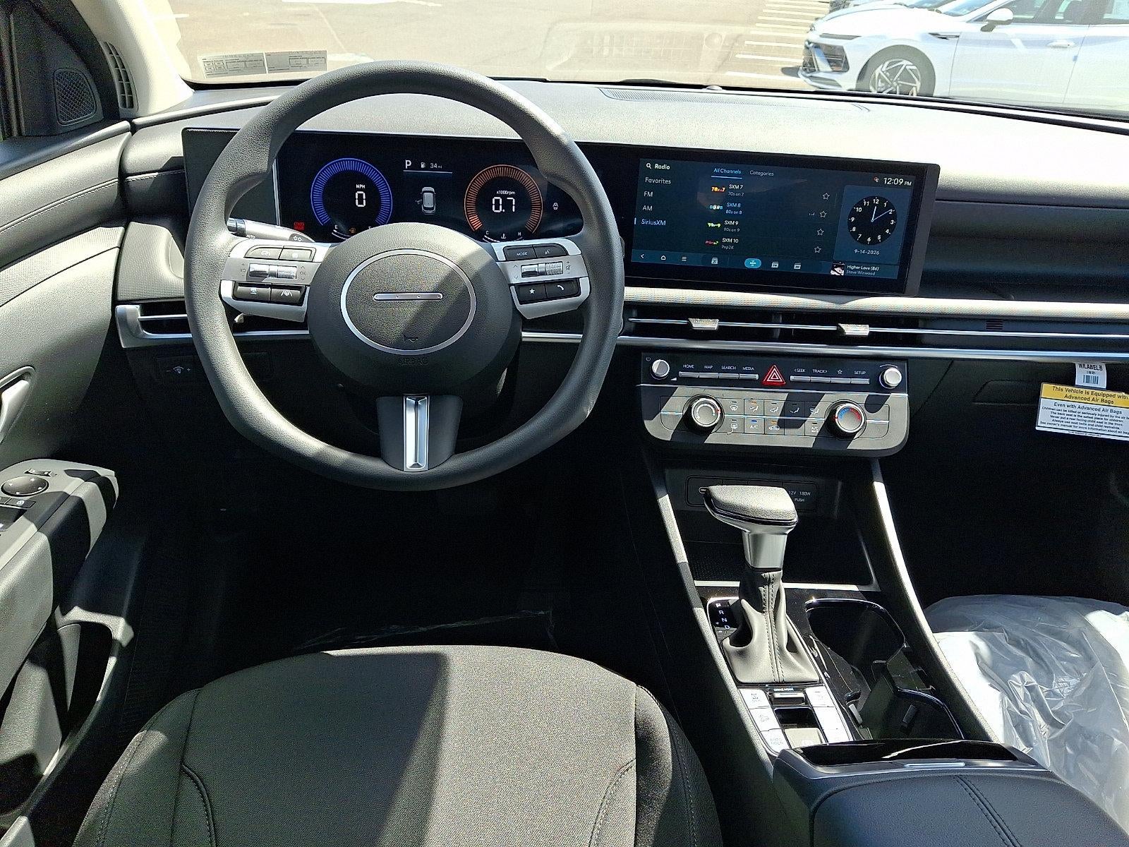 2026 Hyundai TUCSON SE AWD