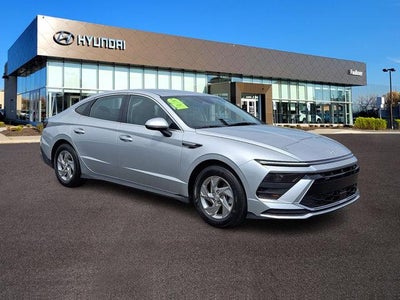 2025 Hyundai SONATA SE