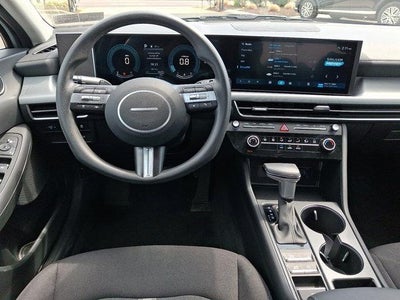 2025 Hyundai SONATA SE