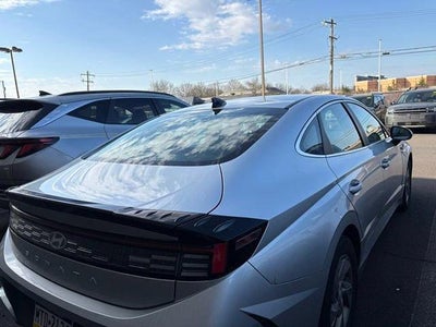 2025 Hyundai SONATA SE