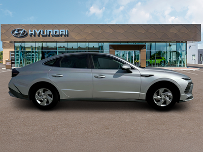 2025 Hyundai SONATA SE