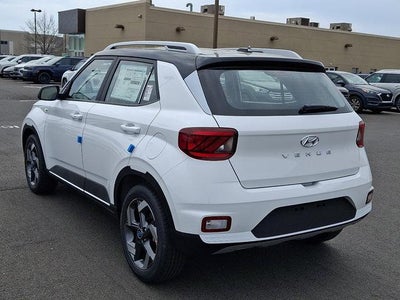 2026 Hyundai VENUE SEL W/Two-Tone Roof