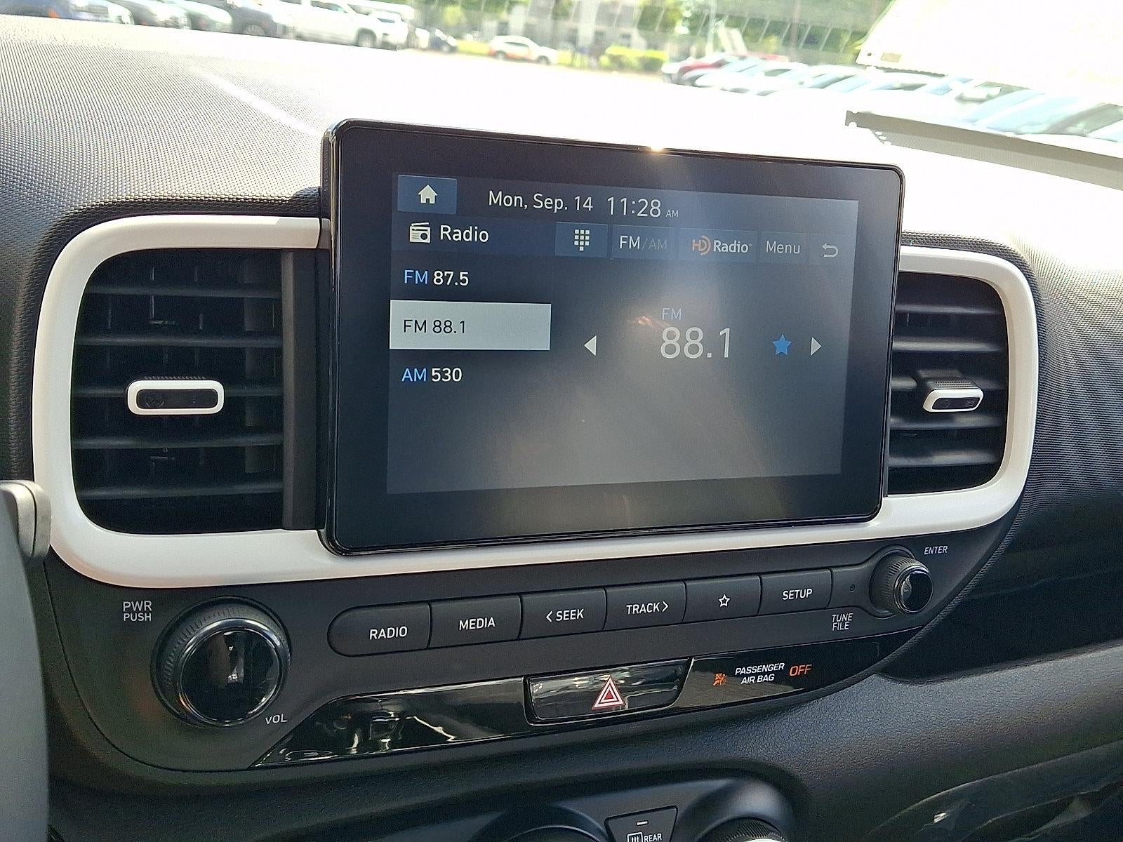 2026 Hyundai VENUE SEL W/Two-Tone Roof