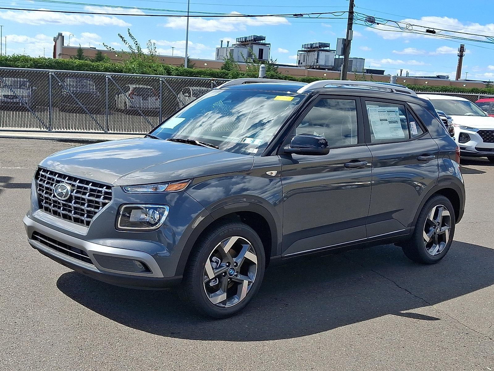 2026 Hyundai VENUE SEL W/Two-Tone Roof