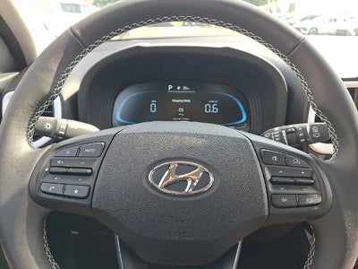 2026 Hyundai VENUE SEL W/Two-Tone Roof