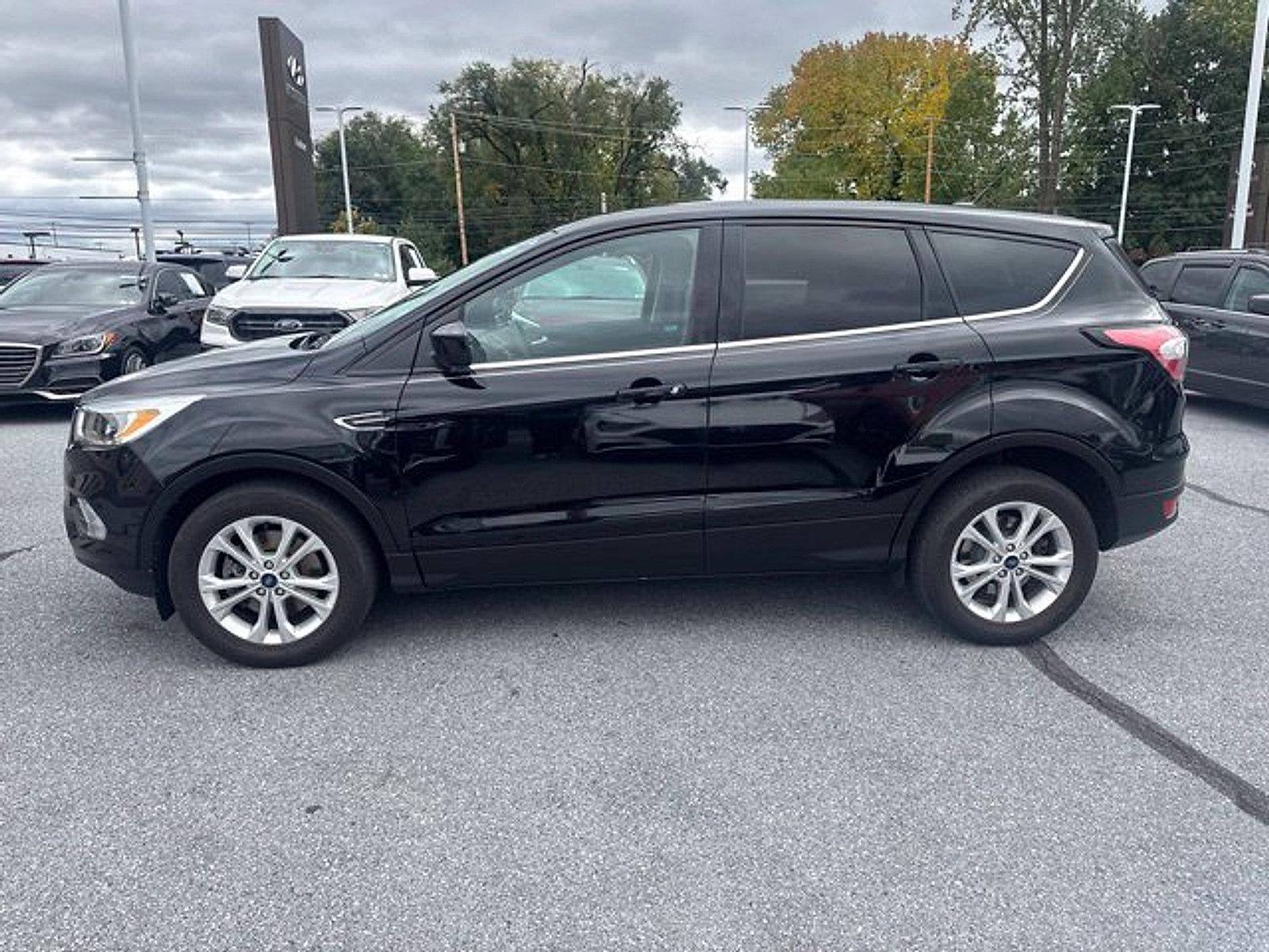 2017 Ford Escape SE - Photo 8