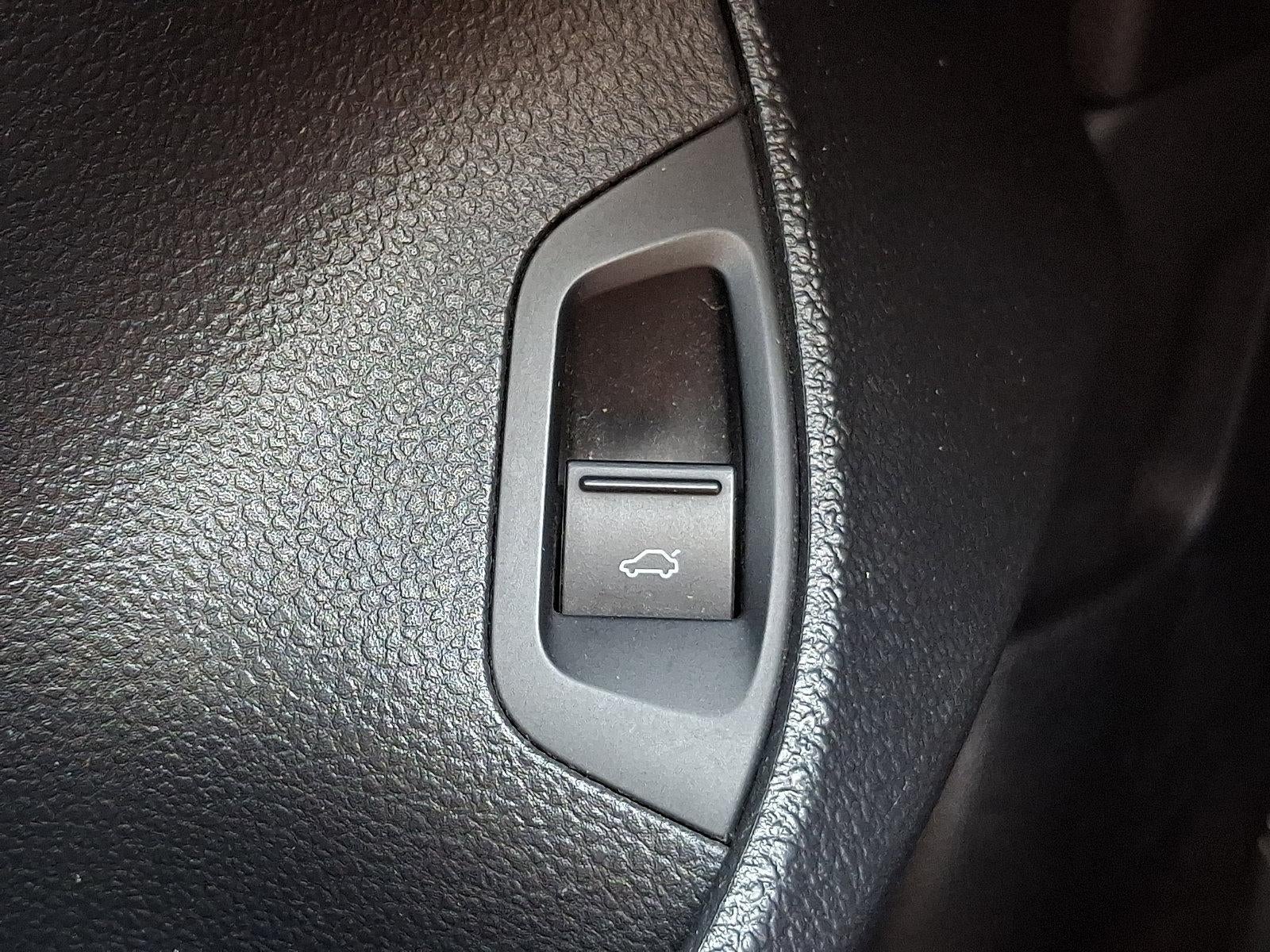 2014 Volkswagen Passat S