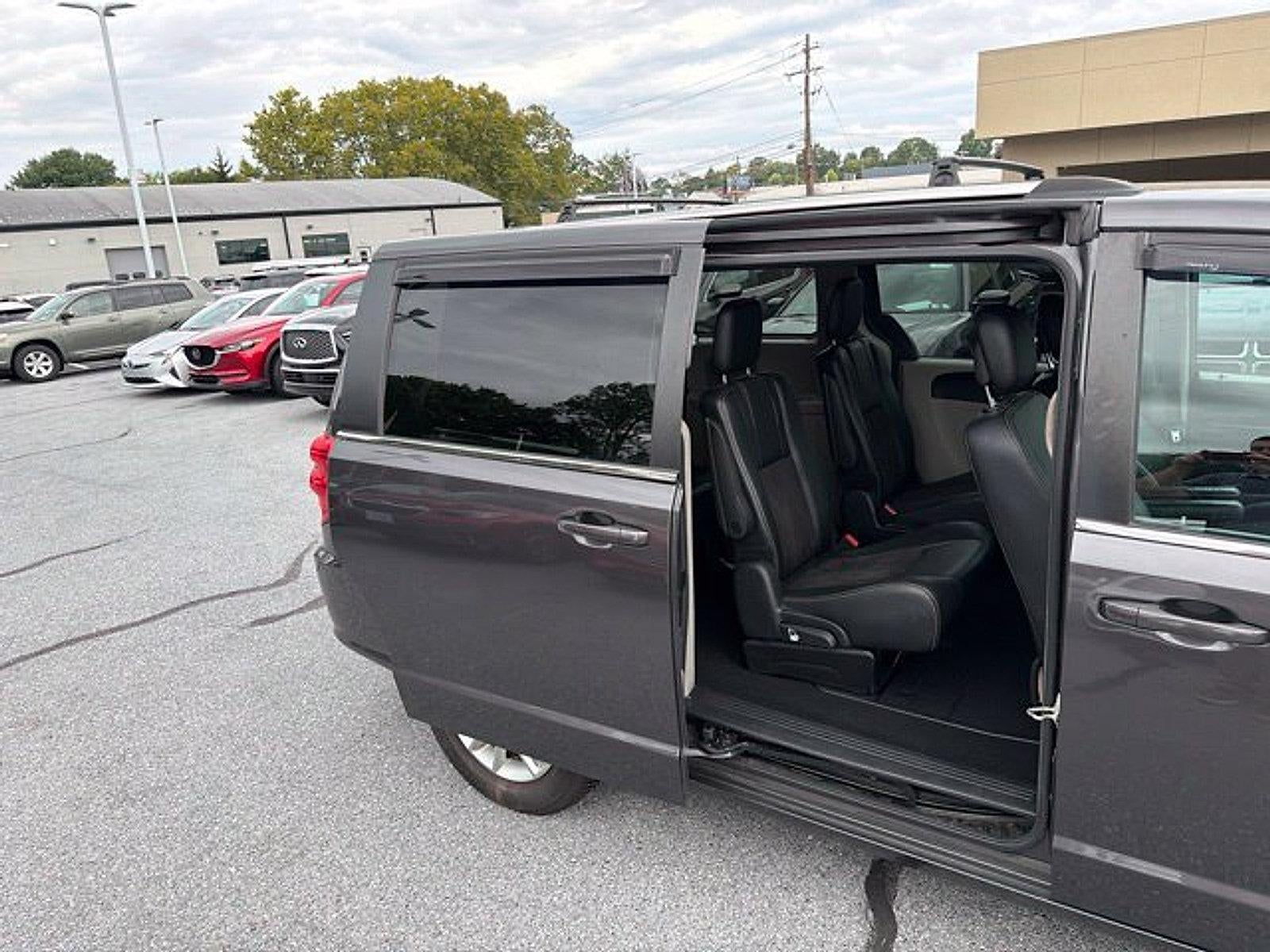 2019 Dodge Grand Caravan SXT - Photo 17