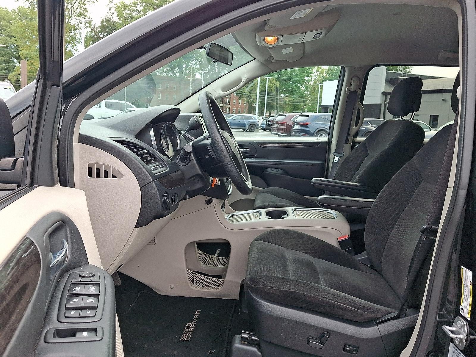2016 Dodge Grand Caravan SXT - Photo 14