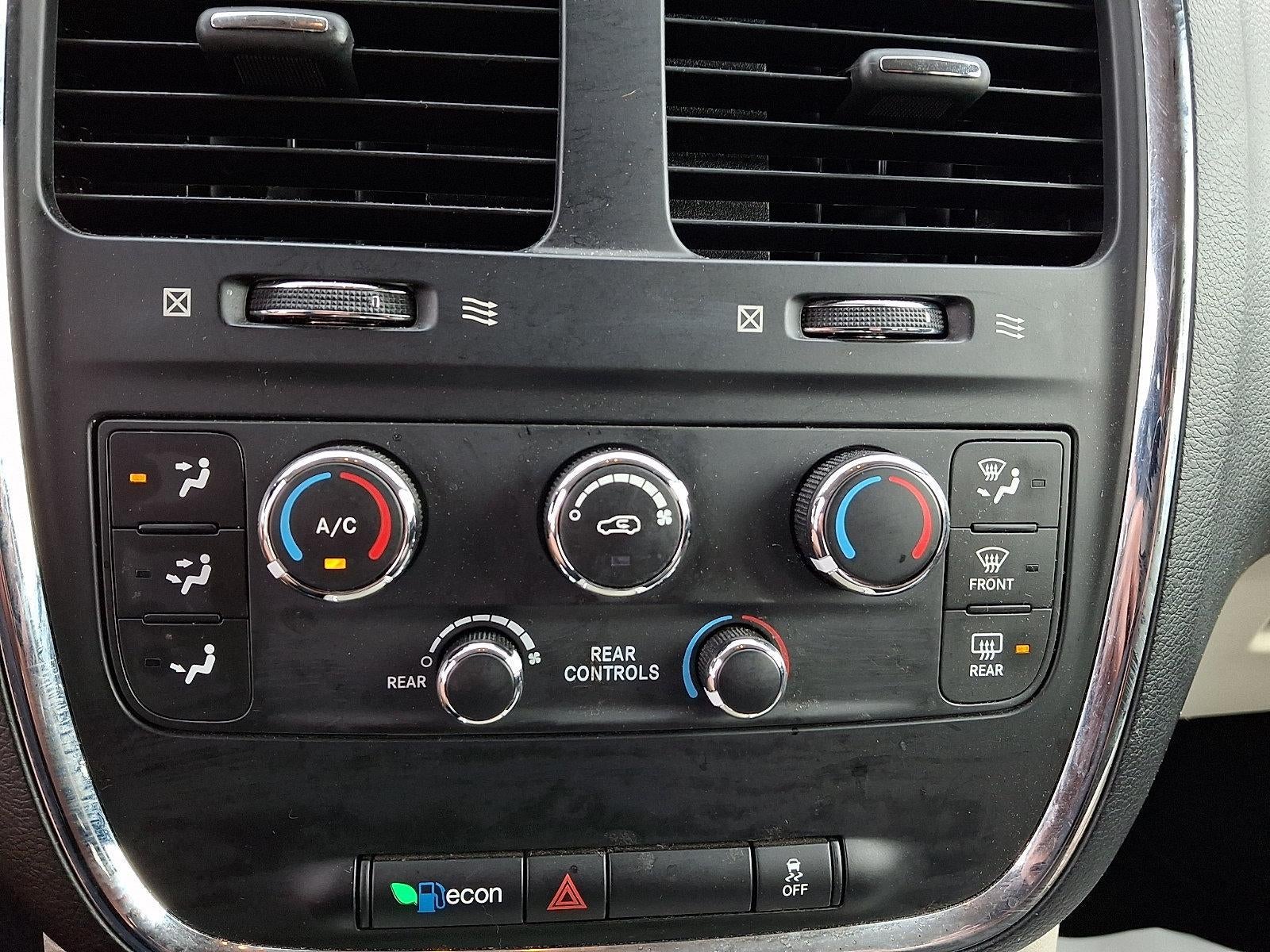 2016 Dodge Grand Caravan SXT - Photo 16