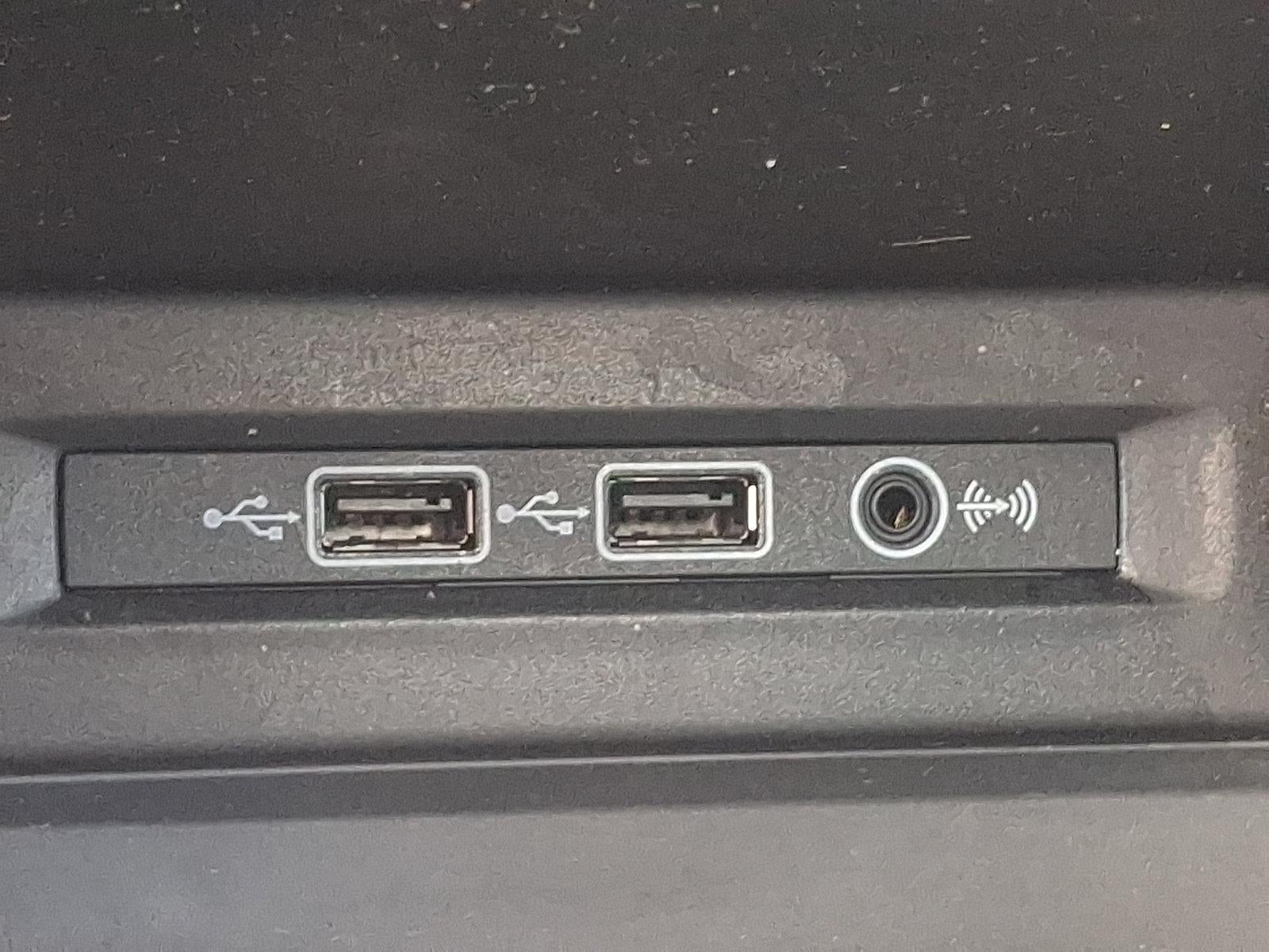 2019 Volkswagen Tiguan SE - Photo 24