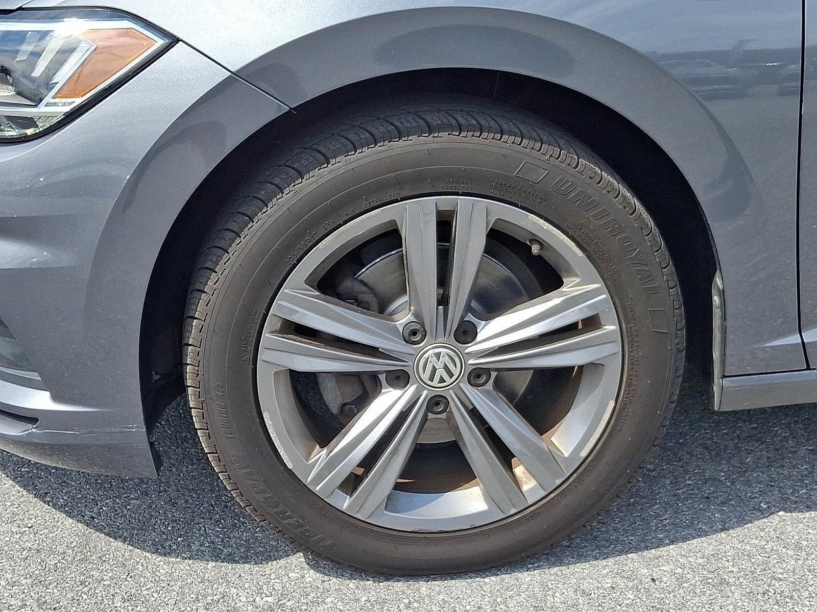 2019 Volkswagen Jetta R-Line - Photo 8