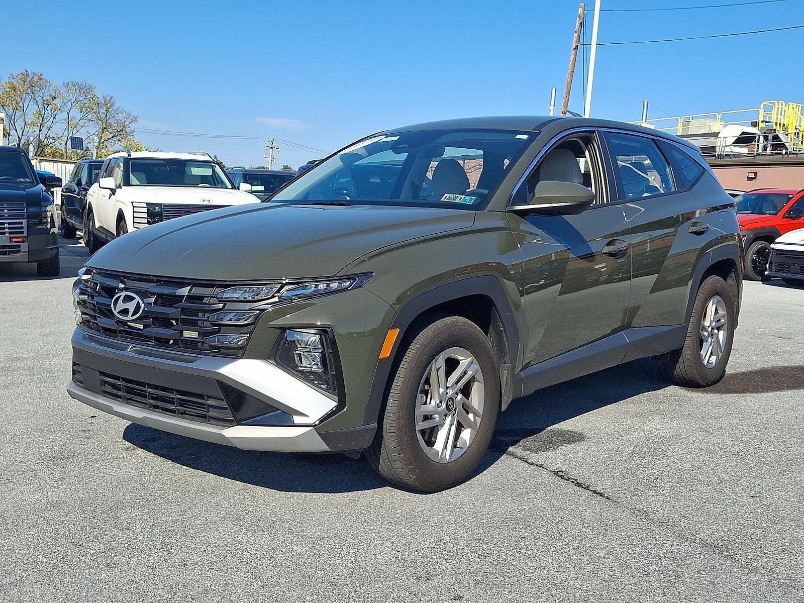 2025 Hyundai Tucson SE - Photo 1