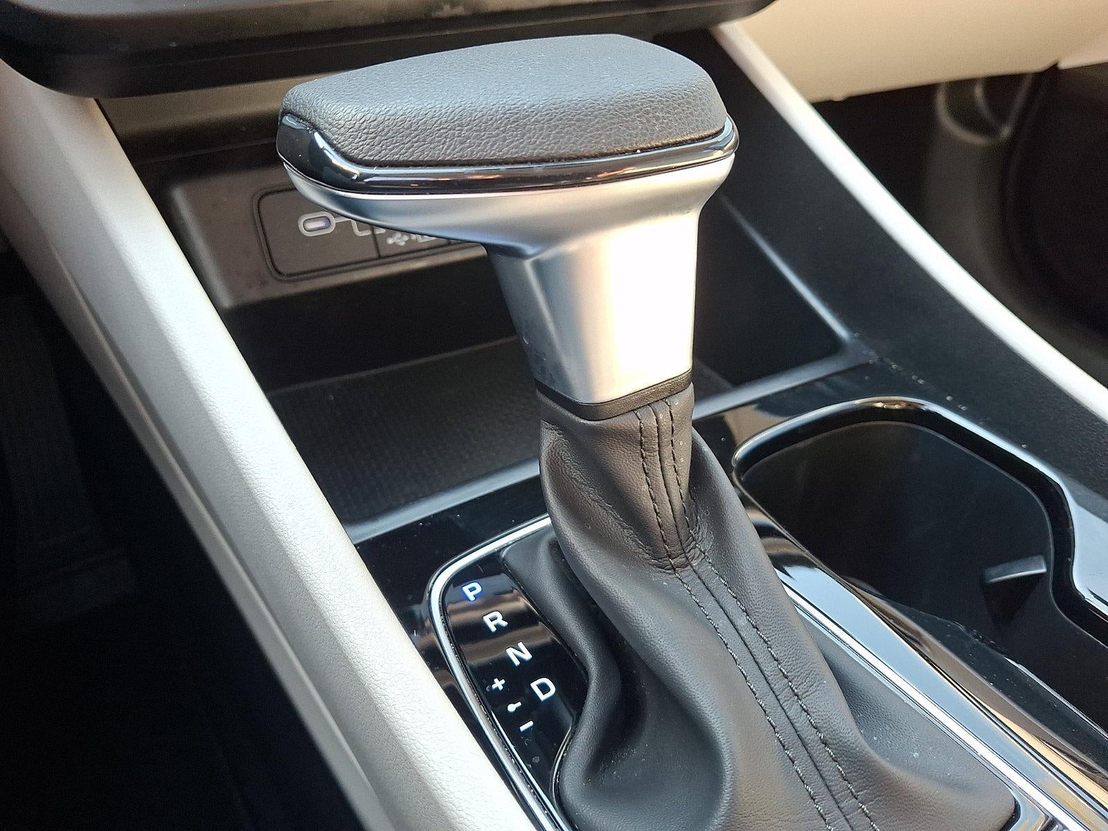2025 Hyundai Tucson SE - Photo 14