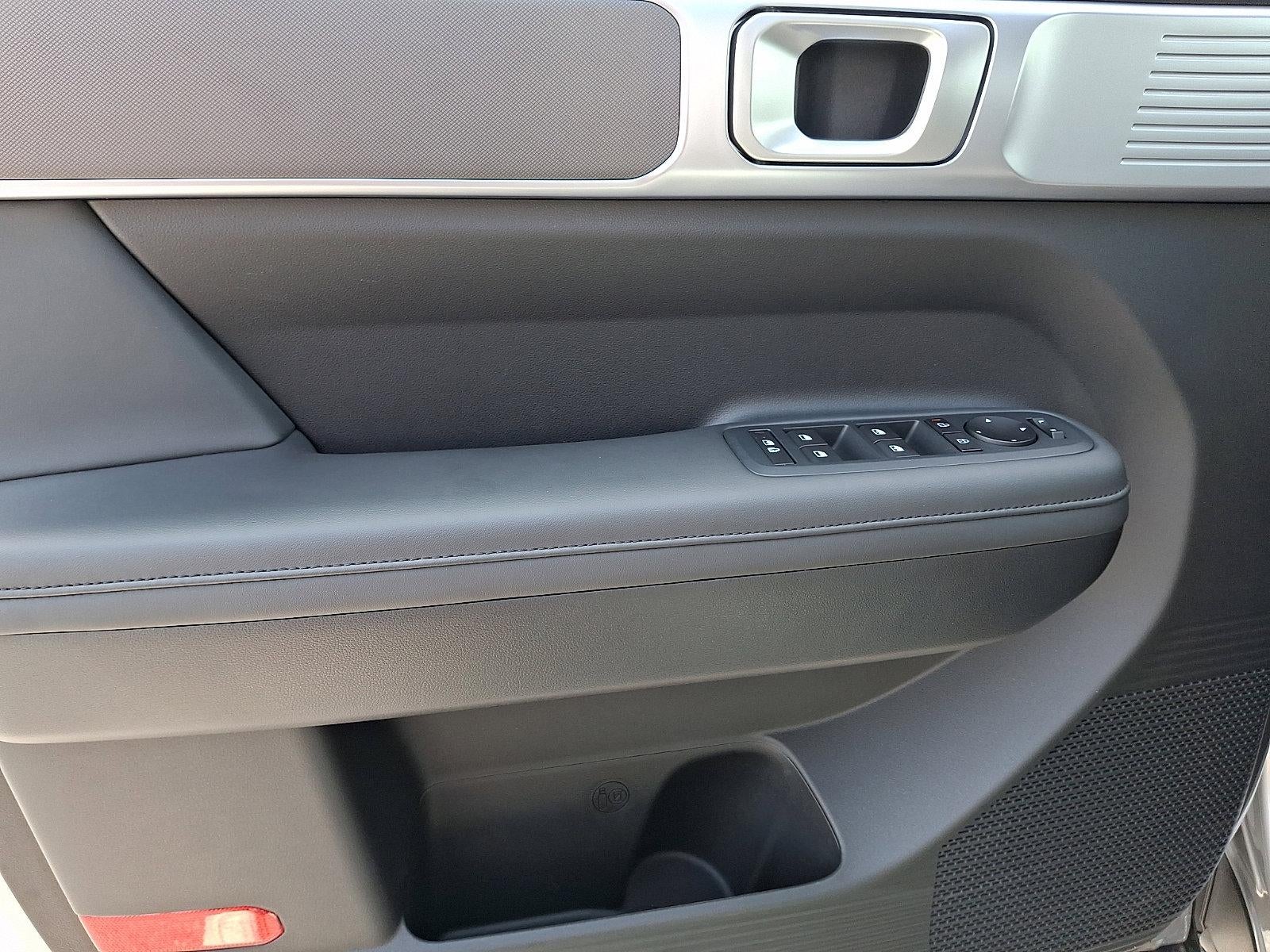 2025 Hyundai SANTA FE HYBRID SEL