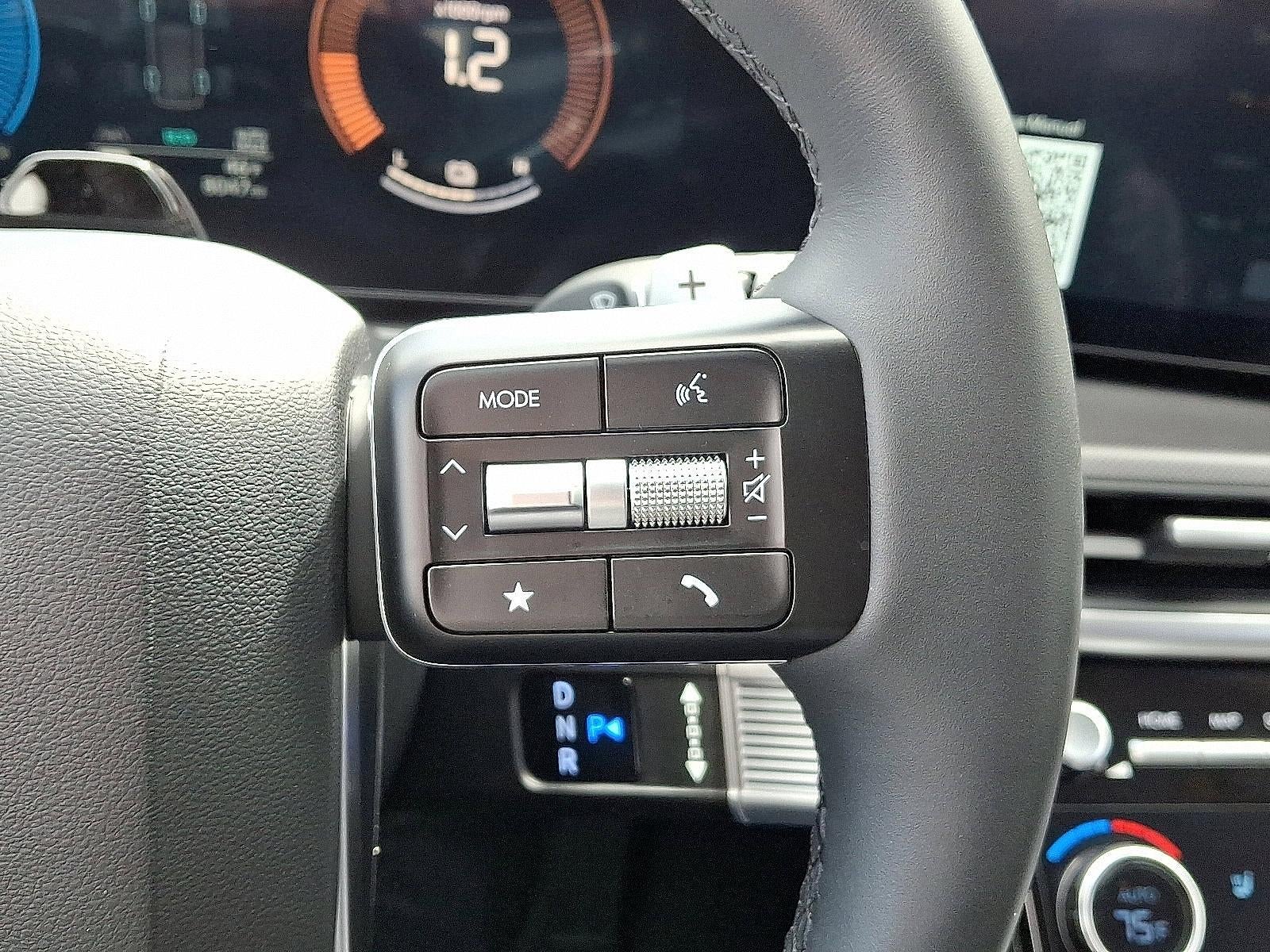 2025 Hyundai SANTA FE HYBRID SEL