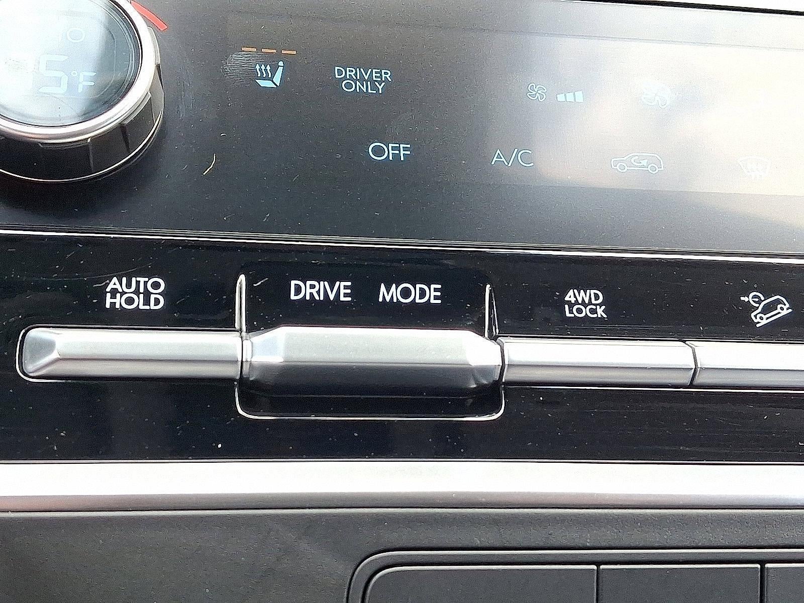 2025 Hyundai SANTA FE HYBRID SEL