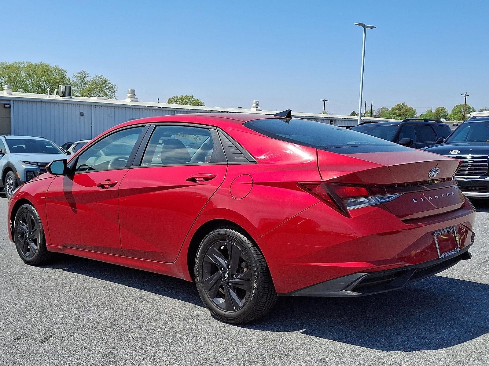 2021 Hyundai ELANTRA SEL