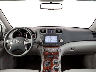 2013 Toyota Highlander SE