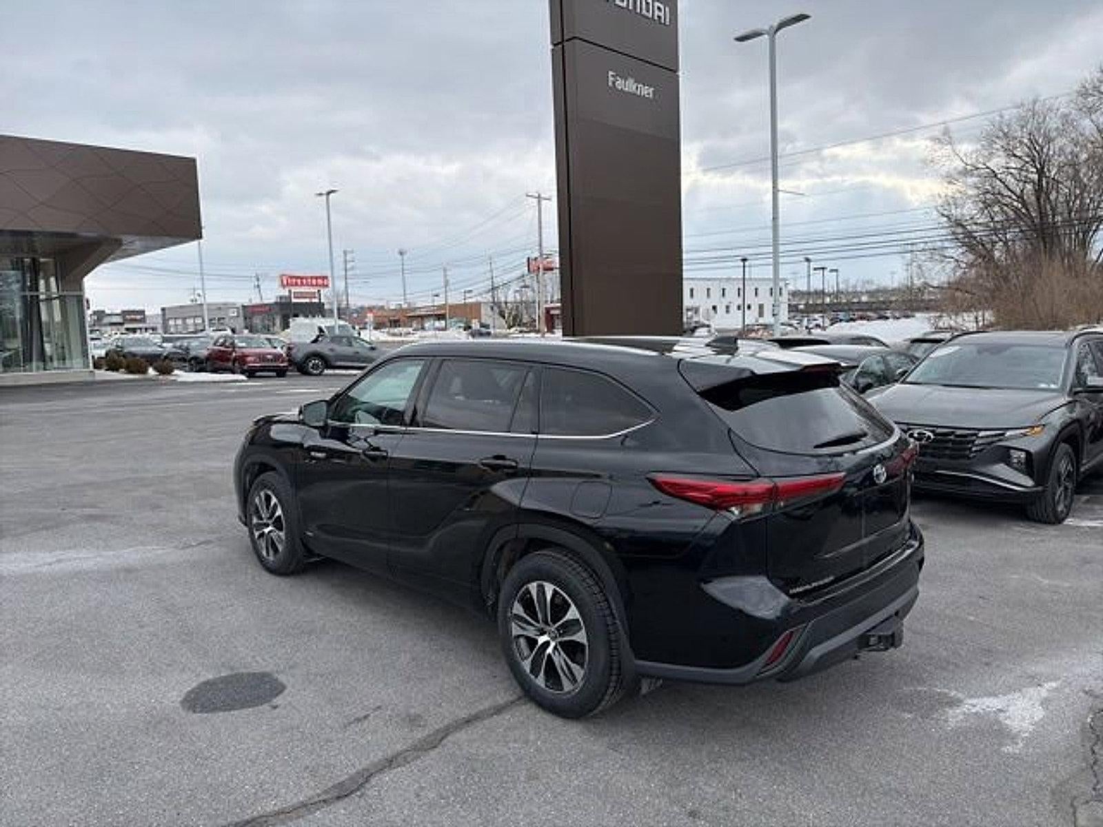 2020 Toyota Highlander Hybrid XLE
