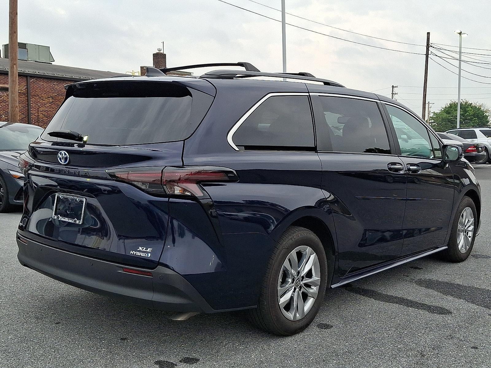 2024 Toyota Sienna XLE