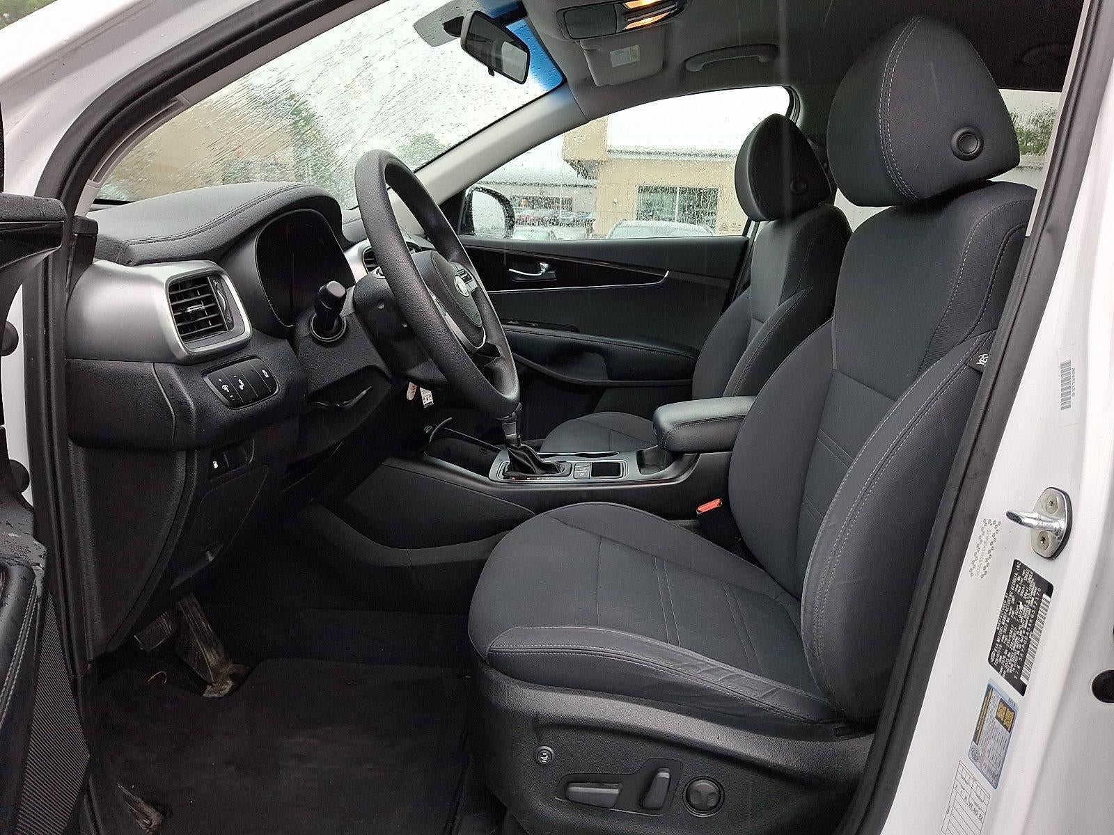 2019 Kia Sorento LX - Photo 12