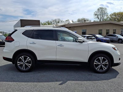 2020 Nissan Rogue SV