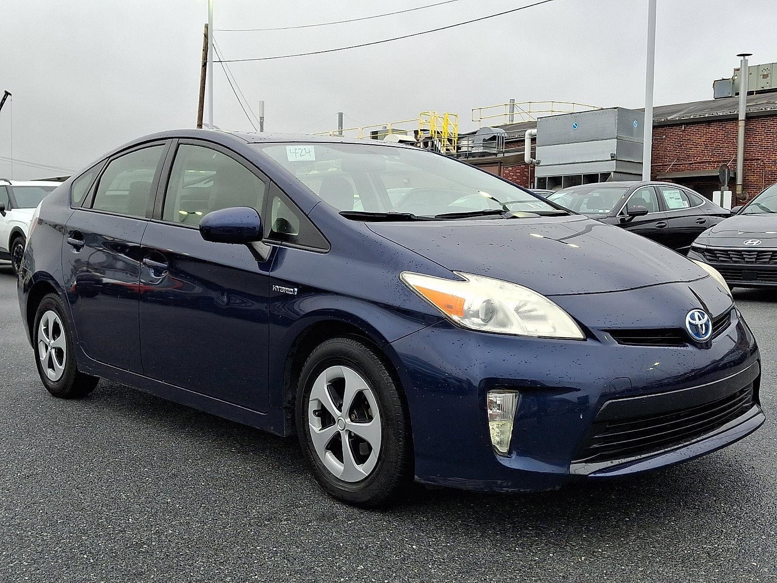 2014 Toyota Prius Two