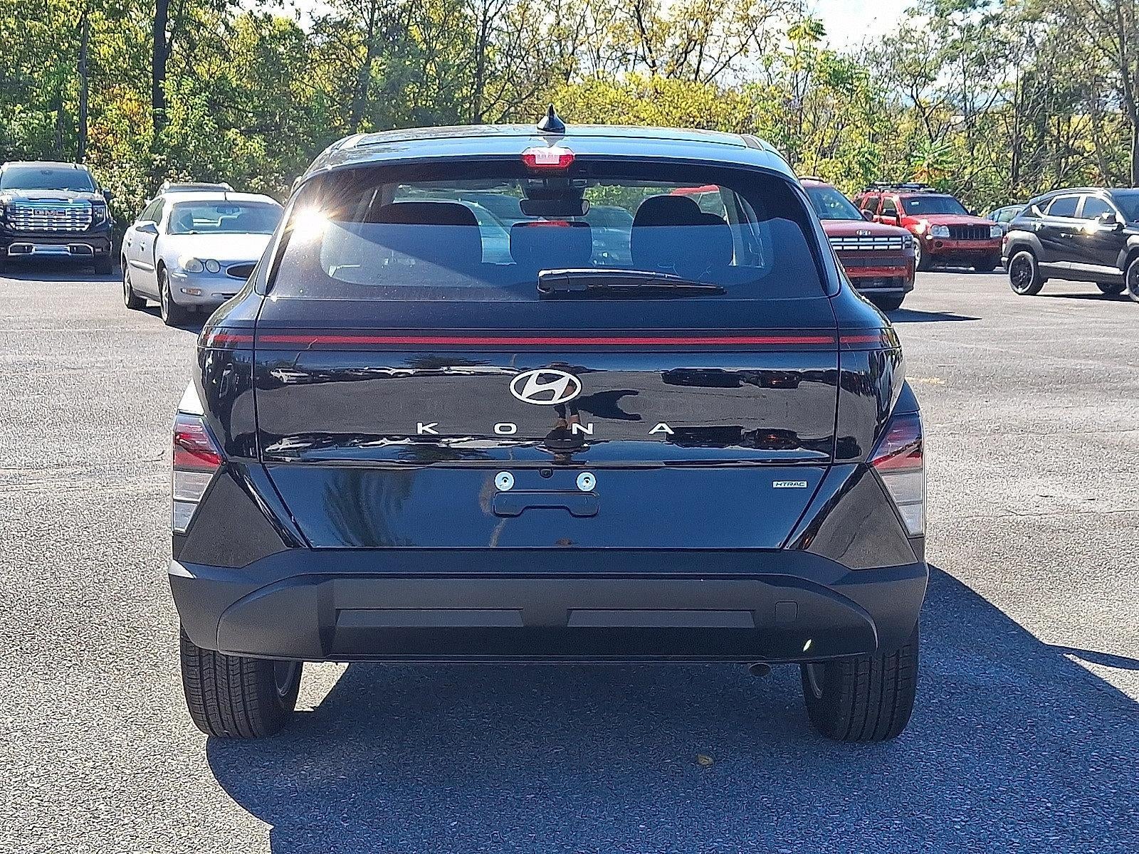 2027 Hyundai KONA SE AWD
