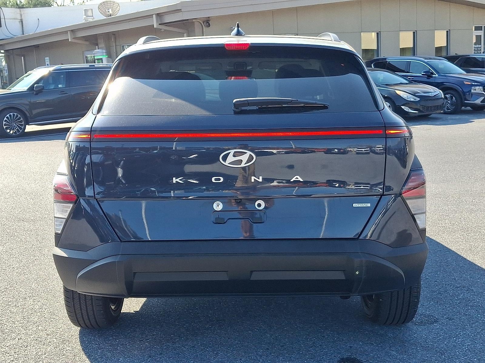 2025 Hyundai KONA SEL