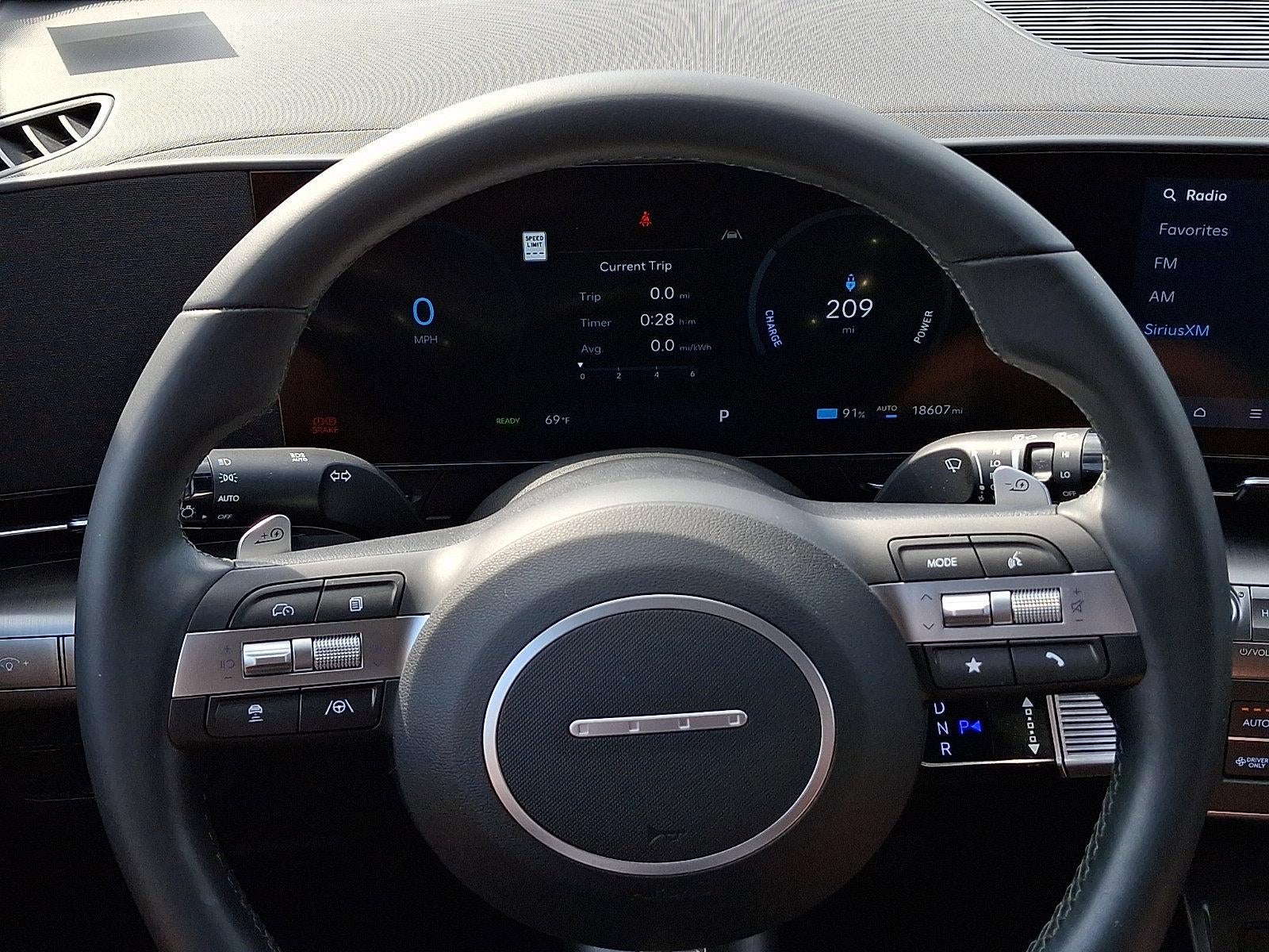 2024 Hyundai KONA ELECTRIC SEL