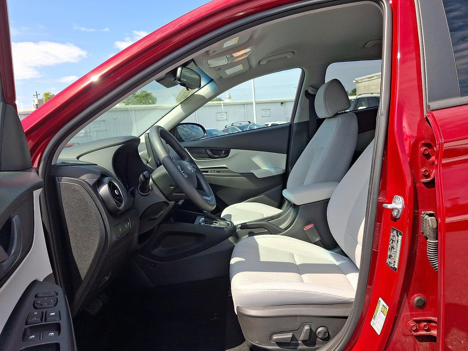 2023 Hyundai KONA SEL