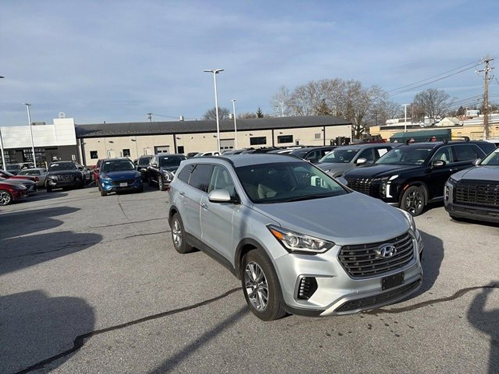 2017 Hyundai SANTA FE SE
