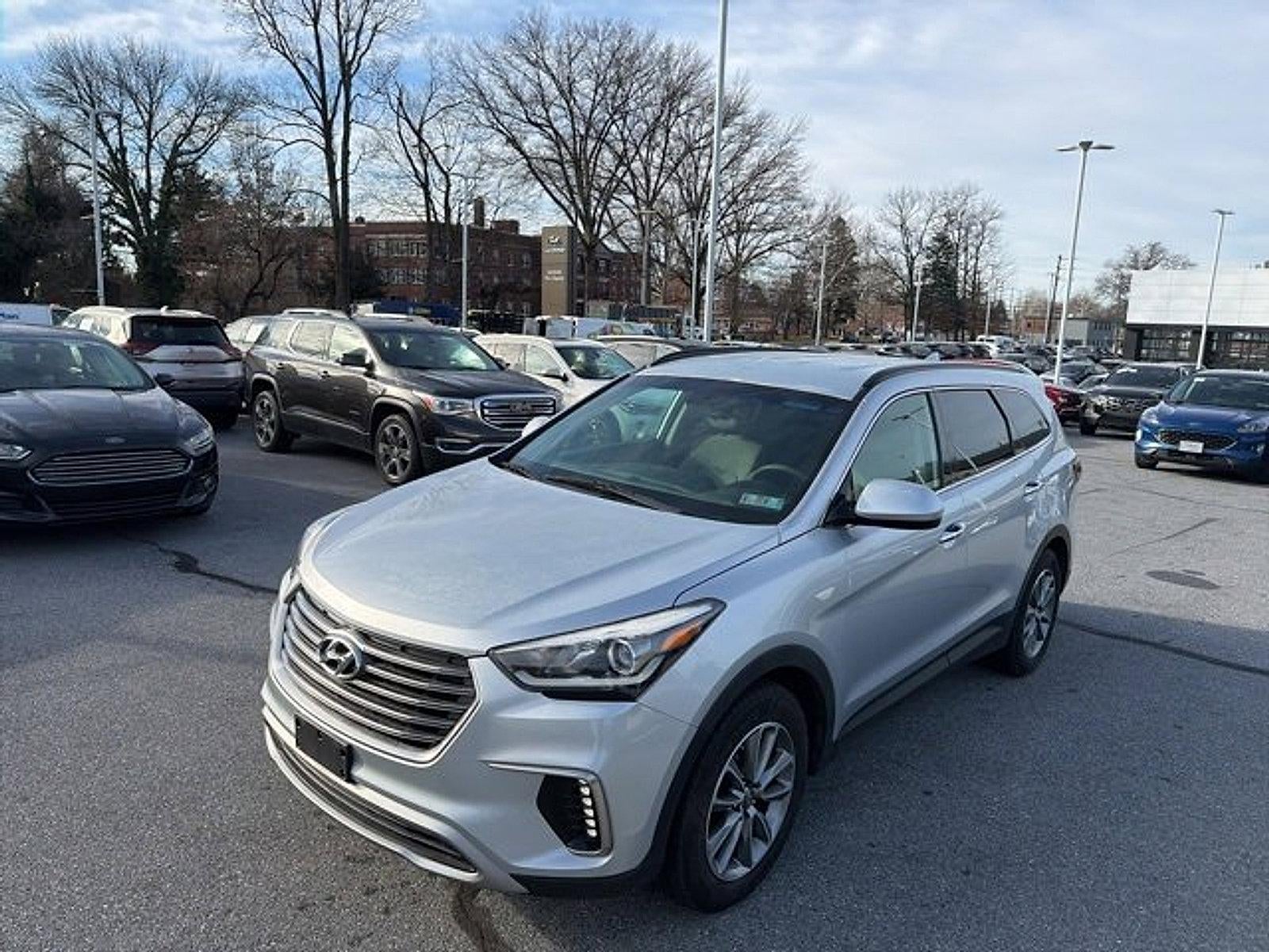 2017 Hyundai SANTA FE SE