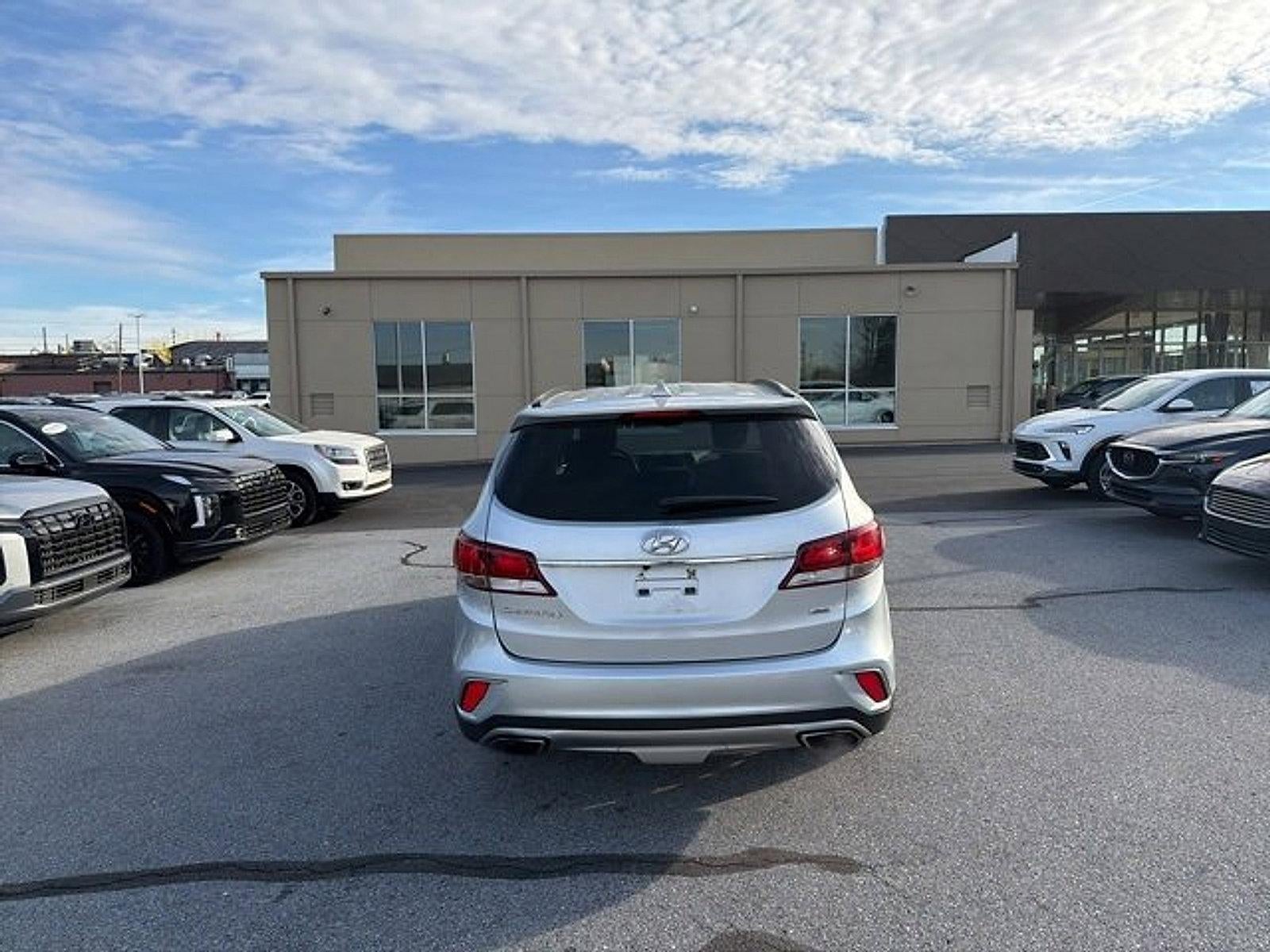 2017 Hyundai SANTA FE SE
