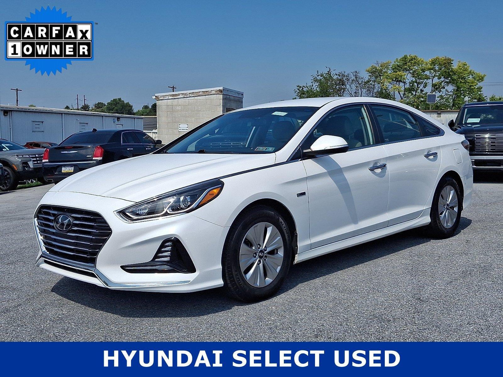 2019 Hyundai SONATA HYBRID SE
