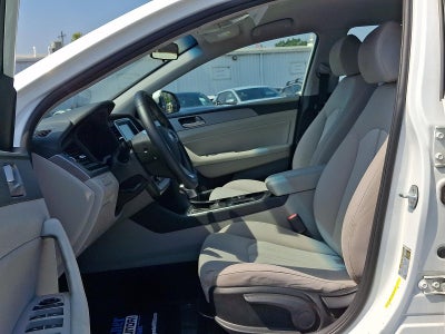 2019 Hyundai SONATA HYBRID SE