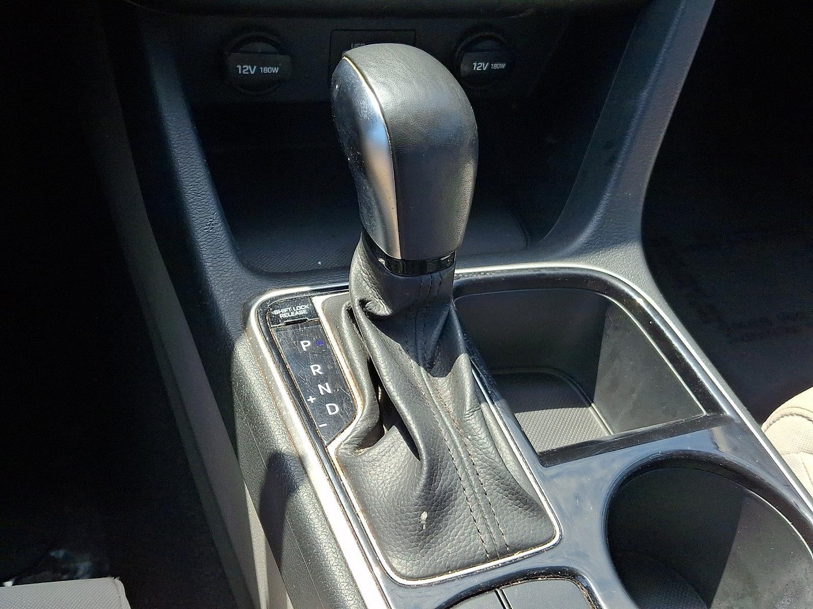 2019 Hyundai SONATA HYBRID SE