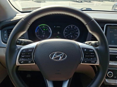2019 Hyundai SONATA HYBRID SE