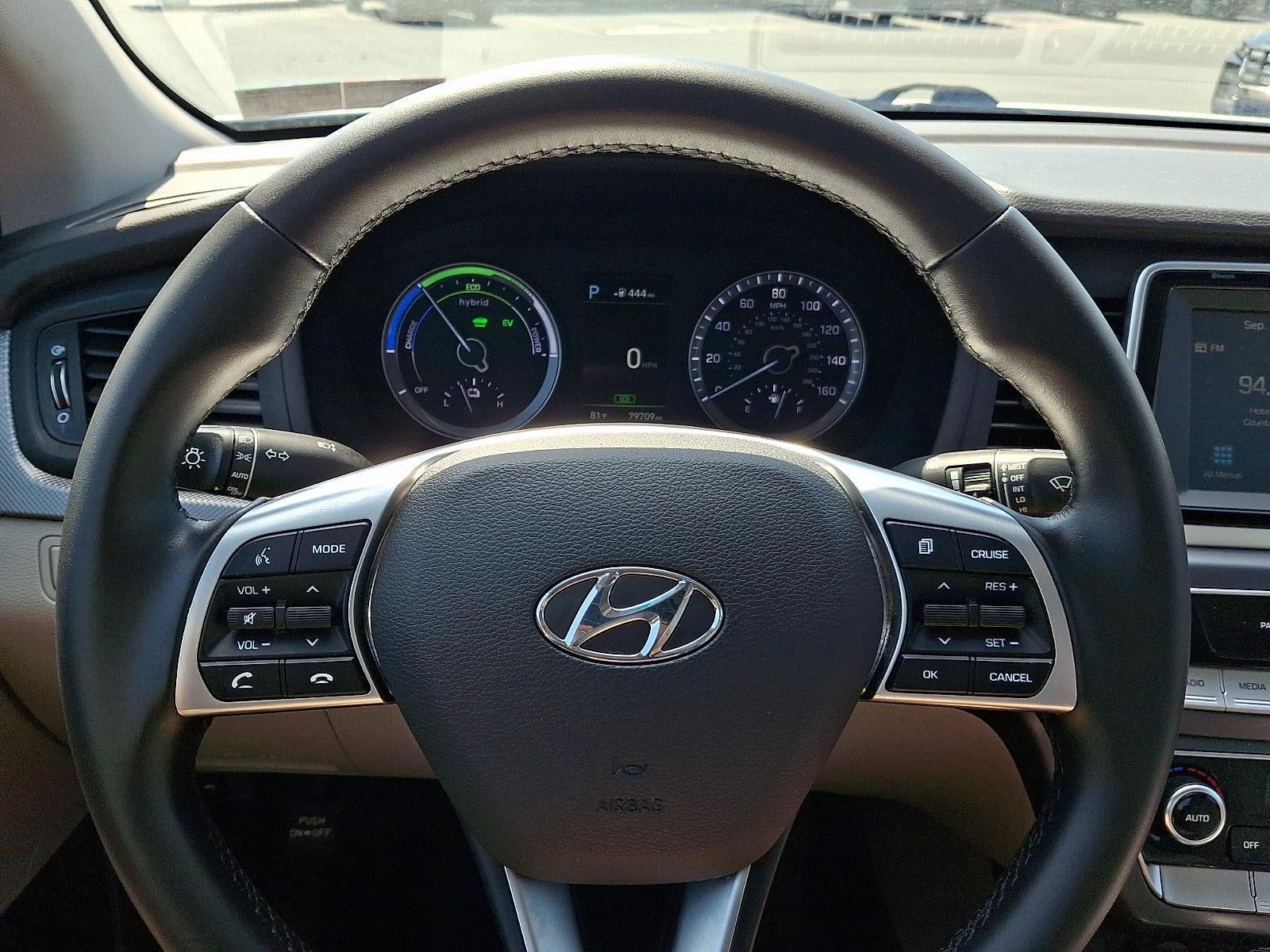 2019 Hyundai SONATA HYBRID SE