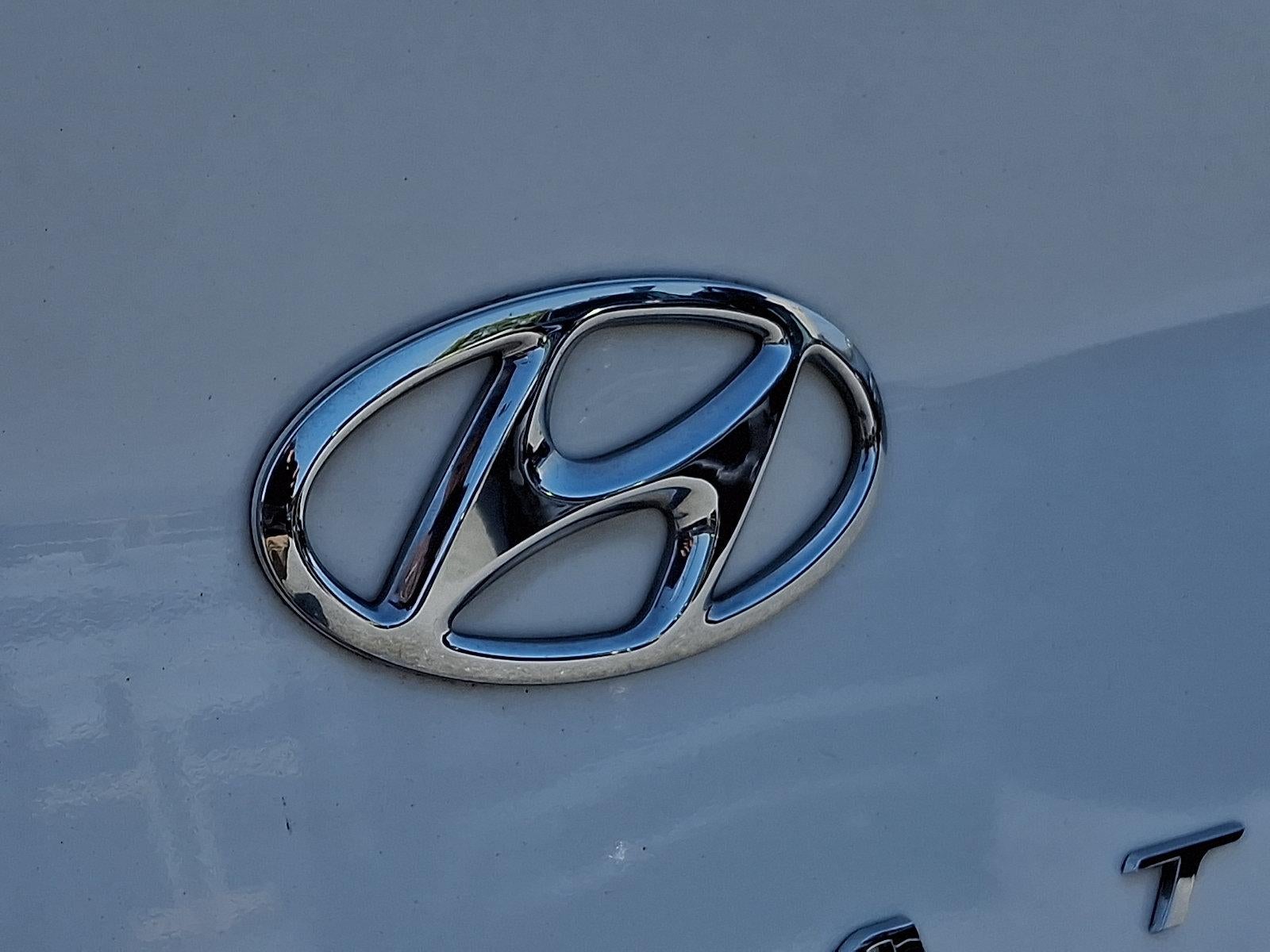 2019 Hyundai SONATA HYBRID SE