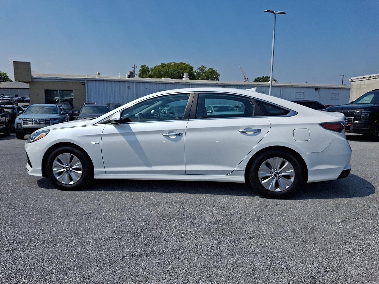 2019 Hyundai SONATA HYBRID SE