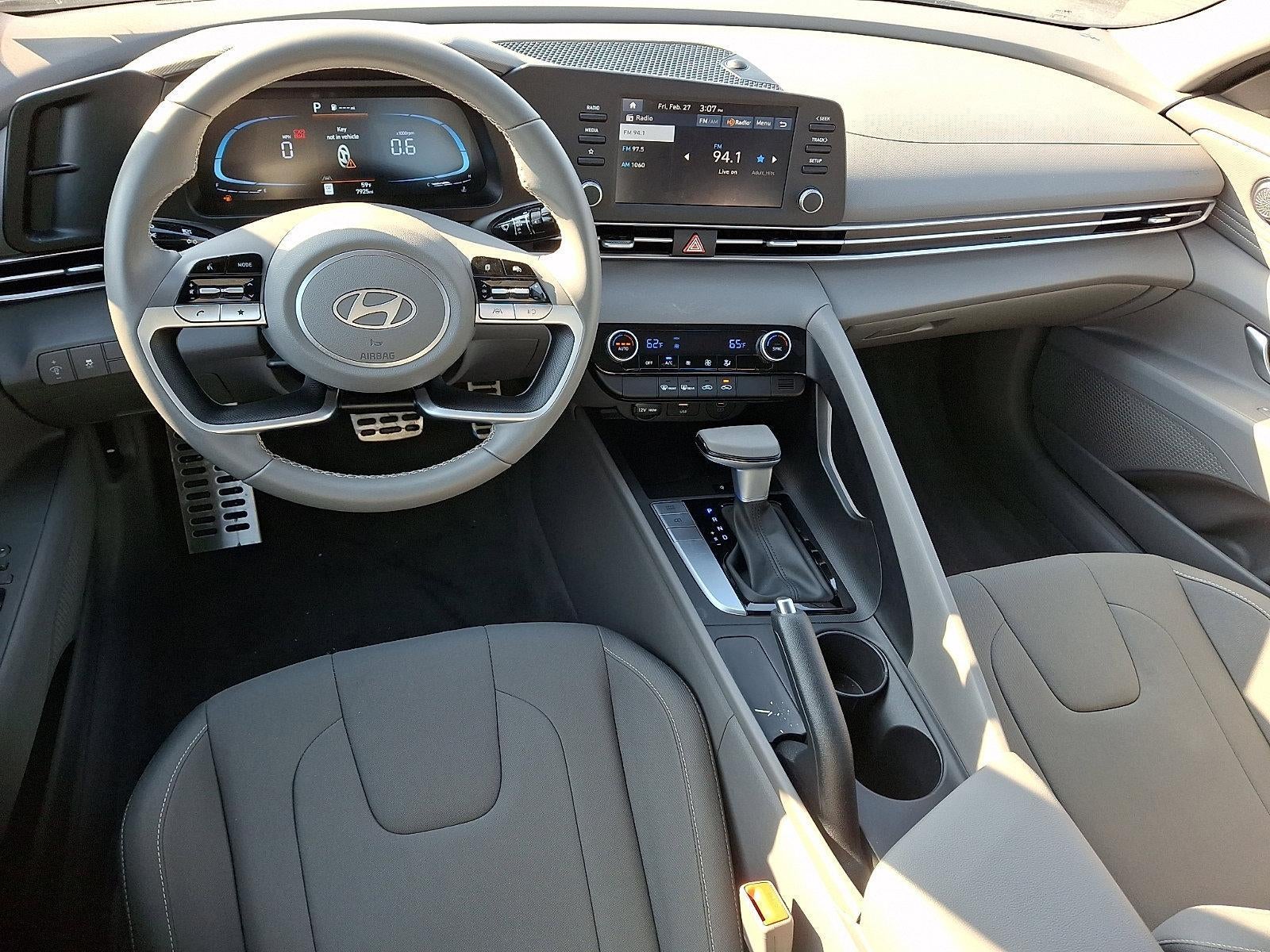 2025 Hyundai ELANTRA SEL Sport