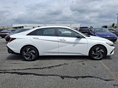 2025 Hyundai ELANTRA HYBRID SEL Sport