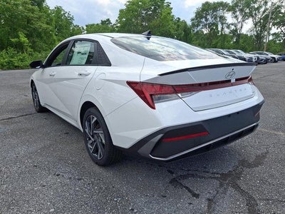 2025 Hyundai ELANTRA HYBRID SEL Sport