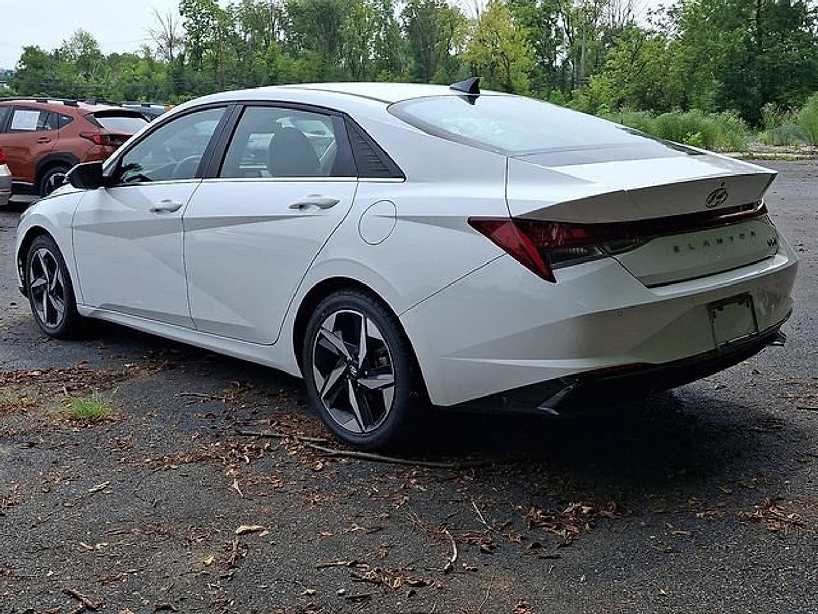 2023 Hyundai ELANTRA HYBRID Limited