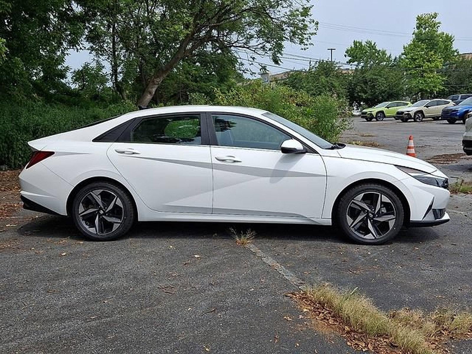 2023 Hyundai ELANTRA HYBRID Limited