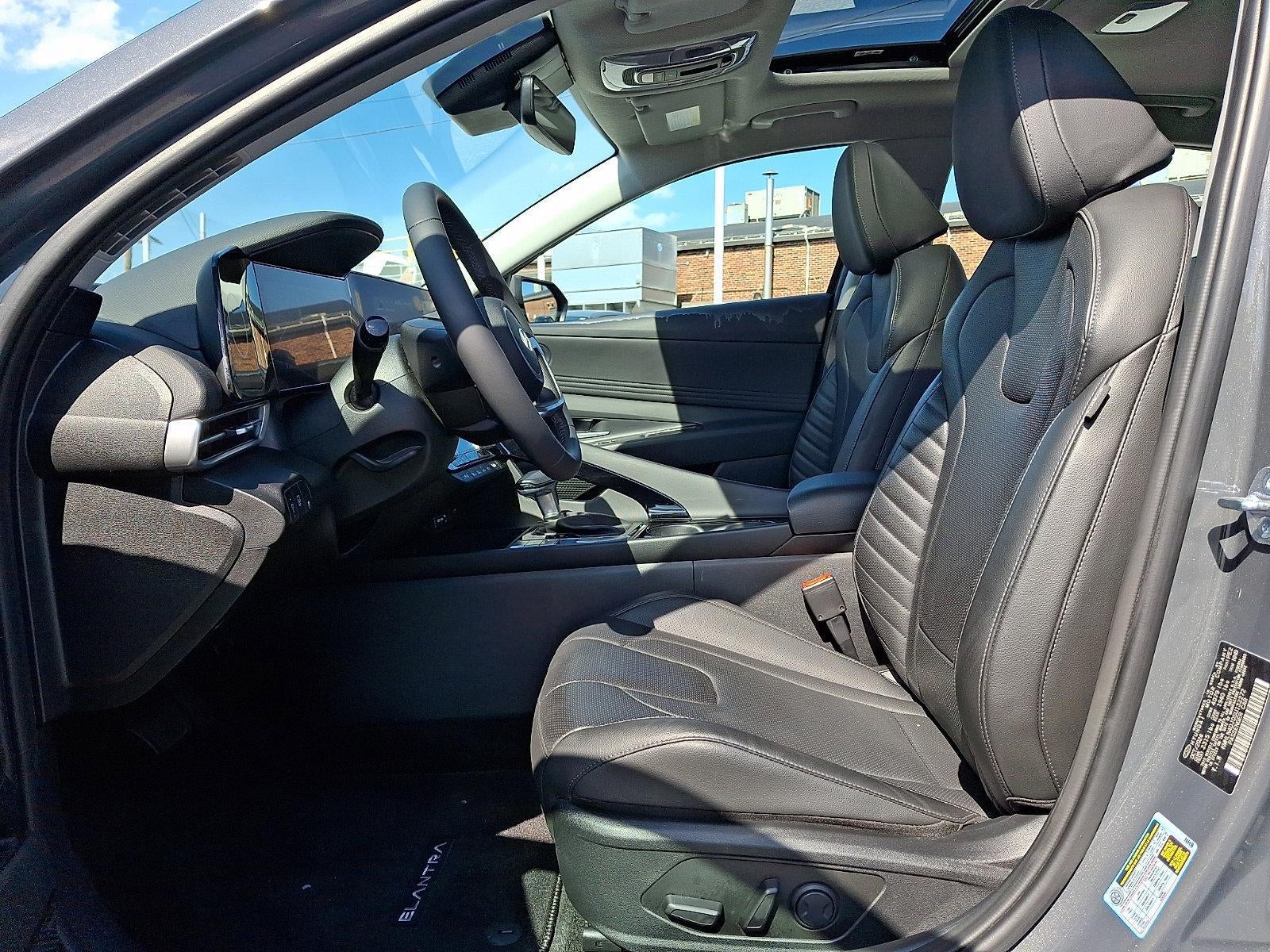 2025 Hyundai ELANTRA HYBRID Limited